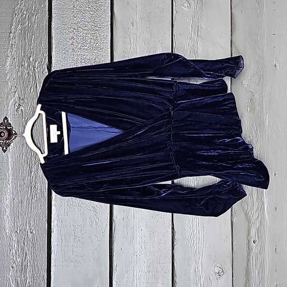 L'Academie Top - Picture 5 of 9